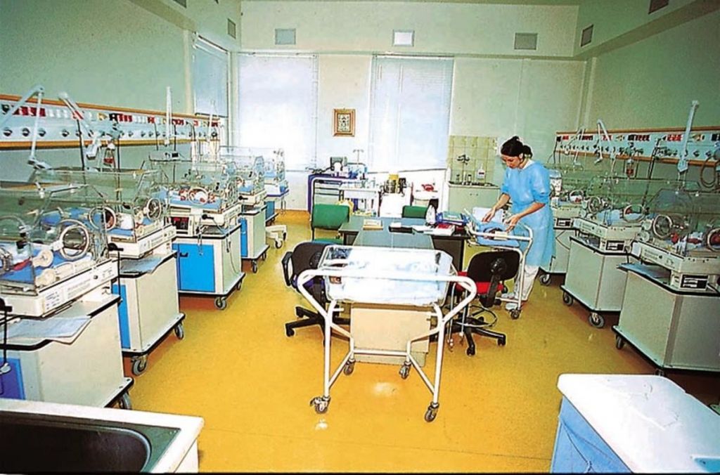 Ritsona migrant camp, Alexandra hospital on alert after asymptomatic coronavirus carrier gives birth