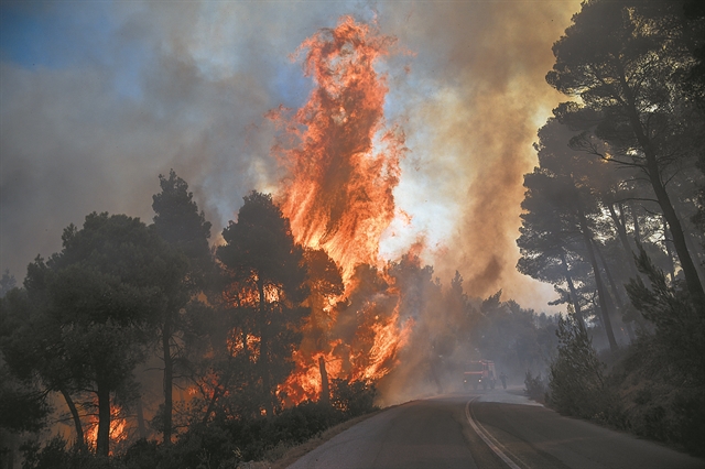 Πυρκαγιές : Φόβοι για «πύρινο» καλοκαίρι στη σκιά του κοροναϊού