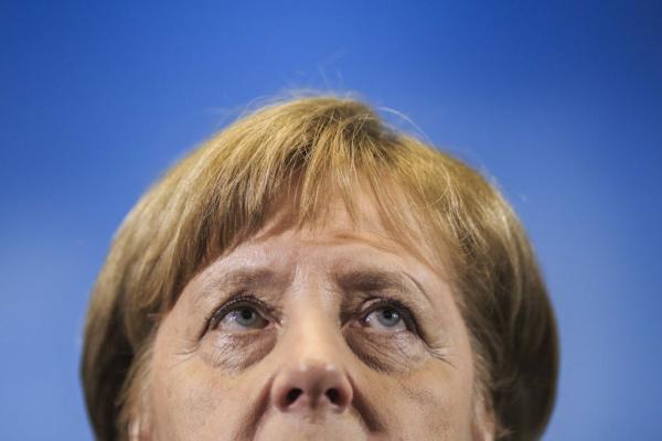 Πρωταπριλιάτικη… «βόμβα» από Μέρκελ: «Τυπώστε 50 τρισ. ευρώ για να σωθεί η Ευρώπη»