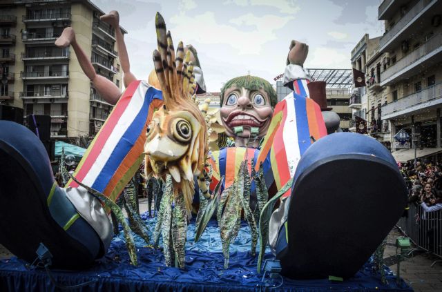 Κοροναϊός – Πάτρα : Οκτώ εκατ. ευρώ έχασε η εστίαση από τη ματαίωση του καρναβαλιού