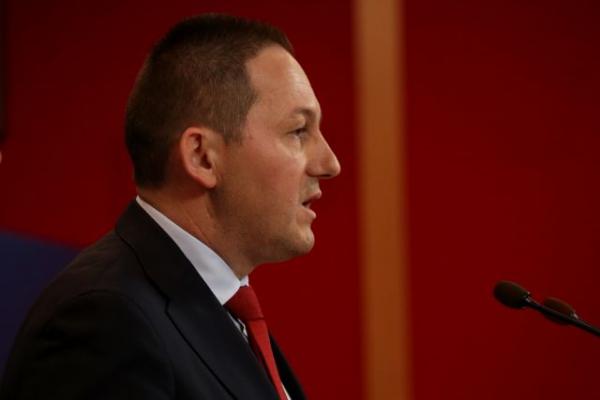 Πέτσας: Η άρση των περιοριστικών μέτρων δεν θα είναι οριζόντια και ταυτόχρονη