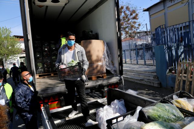 Λάρισα: «Πασχαλινό πακέτο» για τους 5.000 κατοίκους της Ν. Σμύρνης που είναι σε καραντίνα