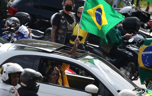 Κοροναϊός – Βραζιλία : Στις 2.347 οι νεκροί -Συνεχίζει να αψηφά τα μέτρα ο Μπολσονάρου