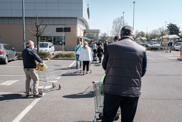 Ιταλία: Σχέδιο επιστροφής στην εργασία – Πως θα γίνονται οι μετακινήσεις με τα ΜΜΜ
