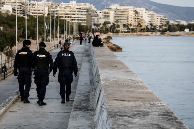 Αδυναμία της ΕΛ.ΑΣ να ελέγξει τους πολίτες μετά την άρση των μέτρων