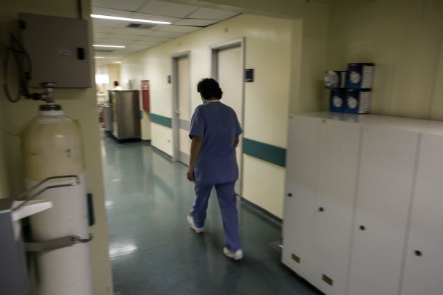 Κοροναϊός : Τρίτος νεκρός σε λίγες ώρες - Η Ελλάδα μετρά 56 θύματα του φονικού ιού