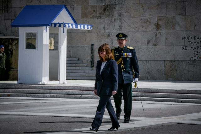 Σακελλαροπούλου : Συγκίνηση για τα γράμματα που έλαβε από μαθητές δημοτικού σχολείου