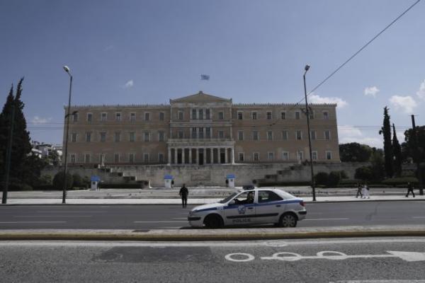 Κοροναϊός : Θετικός στον ιό αστυνομικός – Σε καραντίνα 15 συνάδελφοί του