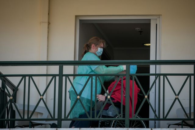 Κοροναϊός : Εφιαλτικό σενάριο για ζωή σε καραντίνα μέχρι το 2022