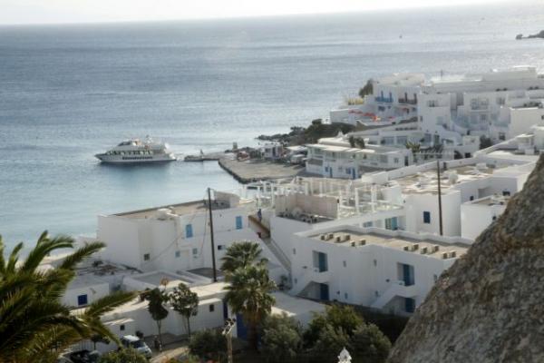 Κοροναϊός: Γνωστή αγιογράφος το δεύτερο κρούσμα στη Μύκονο