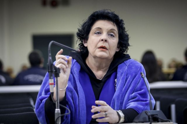 Πώς απαντά το Τwitter στην Λιάνα Κανέλλη για τον μισθό της