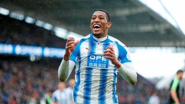 «Ενδιαφέρον του ΠΑΟΚ για Φαν Λα Πάρα»