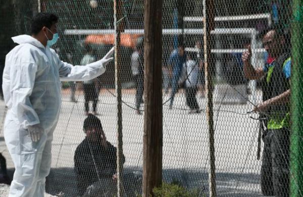 Μηταράκης : Επανεξέταση του ασύλου για όσους έσπασαν την καραντίνα