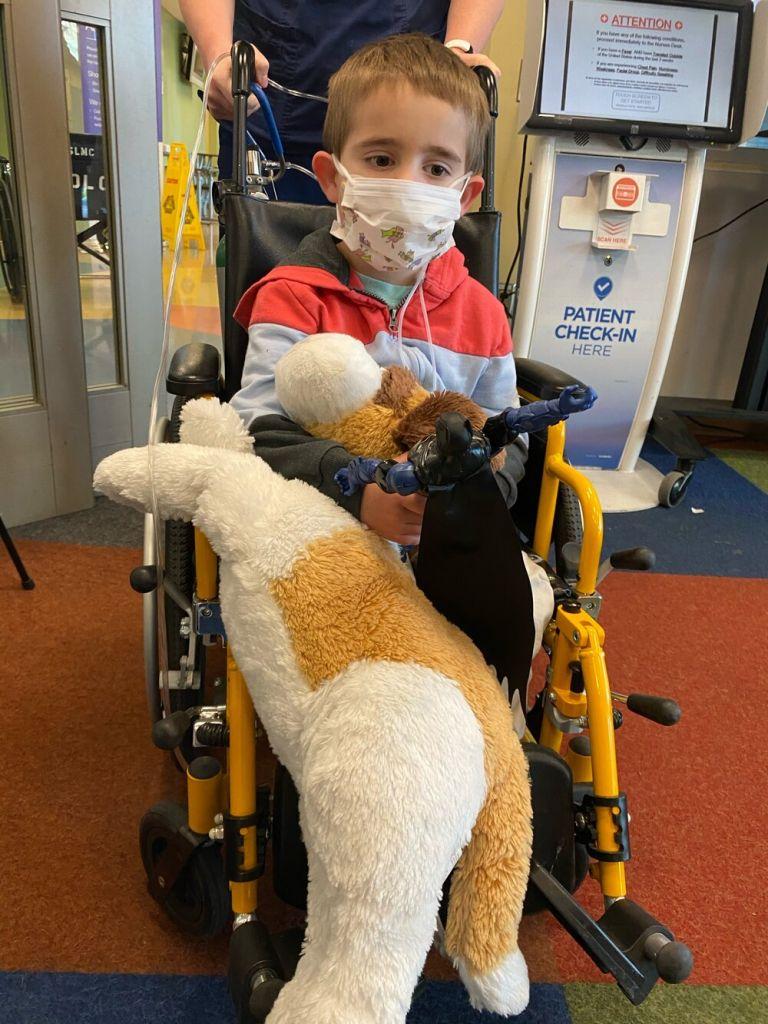 ΗΠΑ: Γιατρός κατέγραψε την περιπέτεια του γιου της με τον κοροναϊό