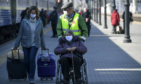 Editorial Ta Nea: Assistance