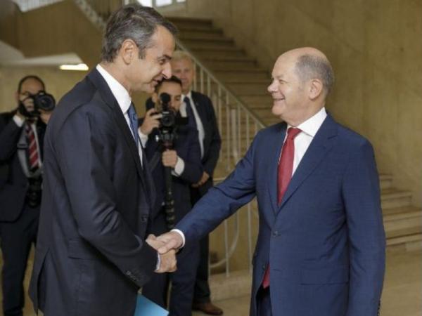 Government buys time with stimulus package as Berlin denies lifeblood of coronabond