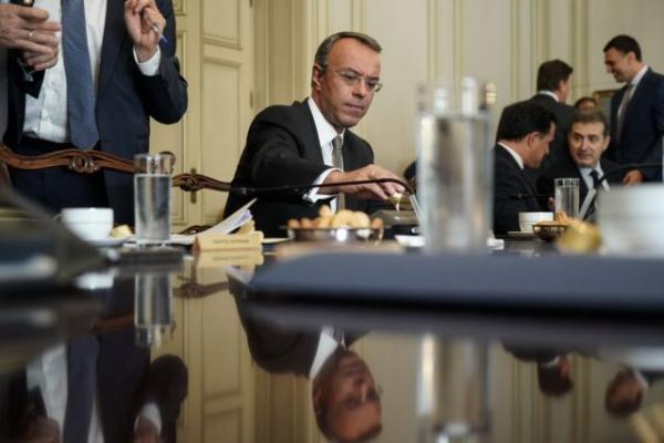 Σταϊκούρας : Έχουμε αρκετά «καύσιμα» για την επανεκκίνηση της οικονομίας