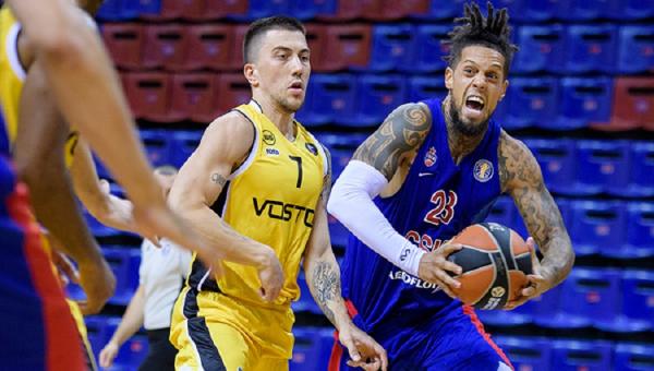 Χάκετ: «Θέλω να έχω ξανά συμπαίκτη τον Μιλουτίνοφ»