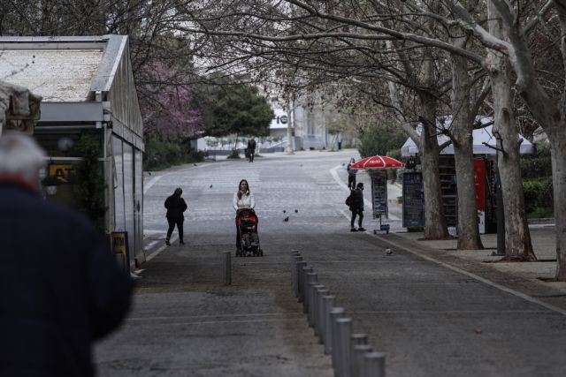 Παρατείνονται τα περιοριστικά μέτρα μέχρι τις 4 Μαΐου – Τι θα ισχύσει με την αποστολή SMS