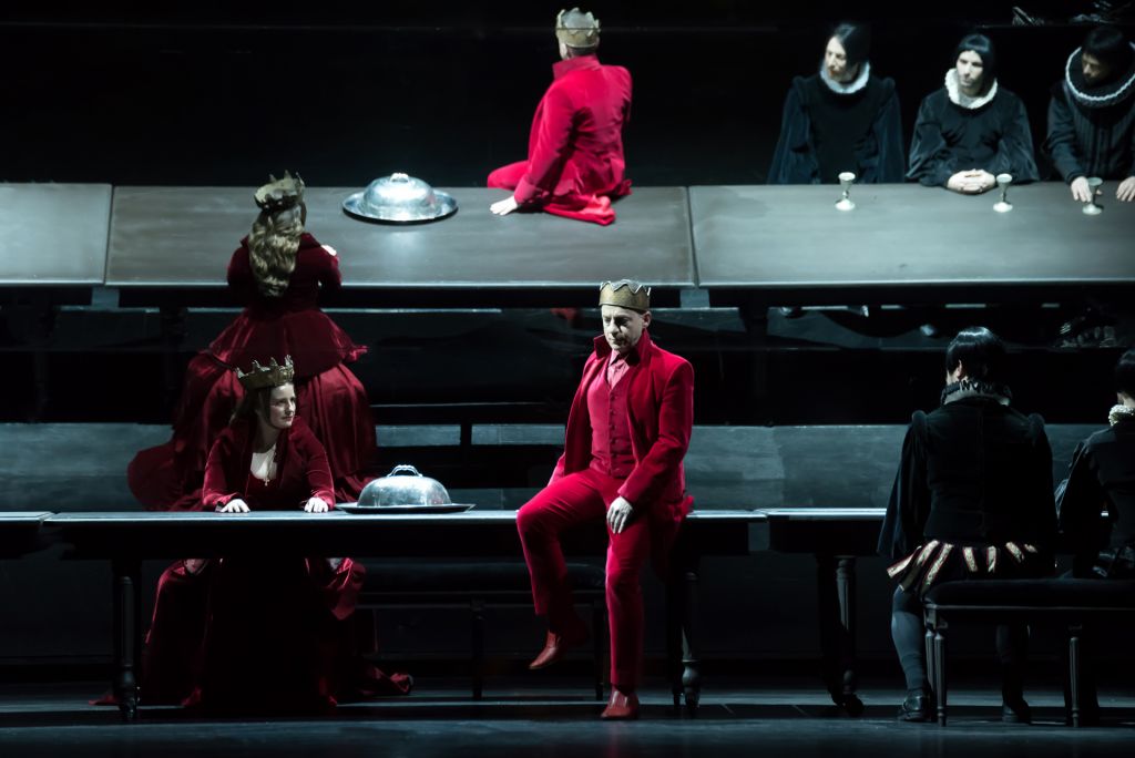 Δημοτικό Θέατρο Πειραιά: Εντυπωσιακή ανταπόκριση στην οn line πρεμιέρα της παράστασης Μακμπέθ