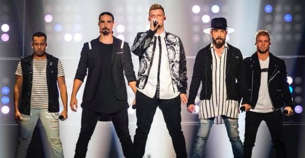 Οι Backstreet Boys τραγουδούν ξανά μαζί για τον κοροναϊό
