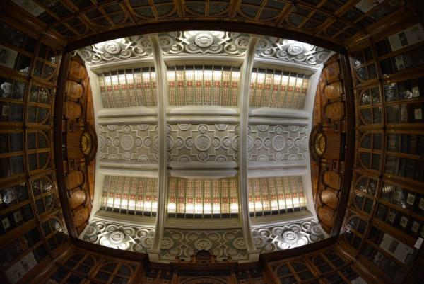 Σπάνιο φωτογραφικό υλικό στη δημοσιότητα από την Βιβλιοθήκη Σαίξπηρ