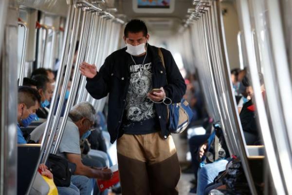 Καμπανάκι του ΠΟΥ: «Μην πλανάσθε, ο κοροναϊός θα μας συνοδεύει για πολύ καιρό»