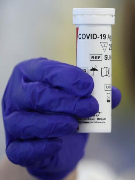 Κοροναϊός – Βρετανία : Απίθανο ένα αποτελεσματικό εμβόλιο μέσα στο επόμενο έτος