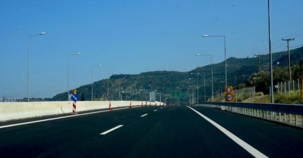 Κοροναϊός : «Αστακός» η εθνική οδός Αθηνών – Κορίνθου