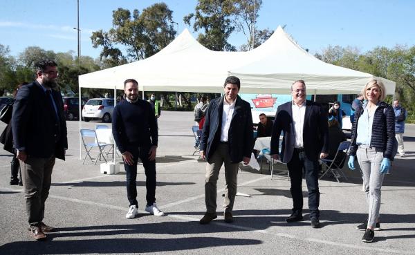 Αθρόα συμμετοχή στην εθελοντική αιμοδοσία στο ΕΑΚΝ Αγ. Κοσμά