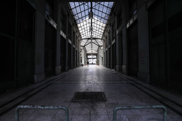 Από 4 Μαΐου παίρνουμε τις ζωές μας πίσω: Πώς θα γίνει η μακρόσυρτη επιστροφή στην κανονικότητα