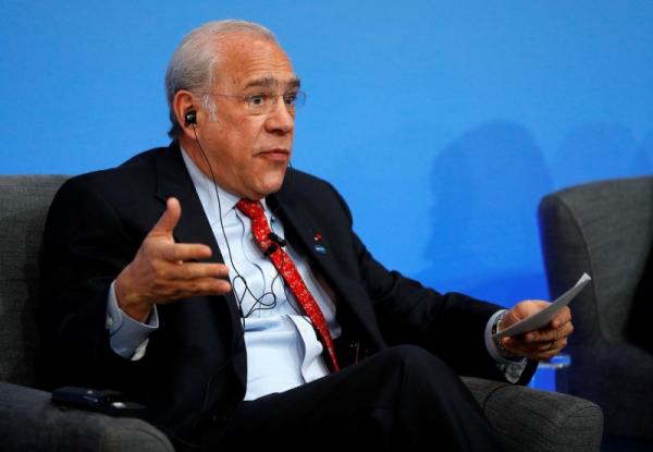 Ανχελ Γκουρία : «Απολύτως υπέρ» της έκδοσης ευρωομολόγων – Δεν βλέπει διάλυση της Ευρωζώνης