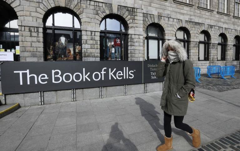 Κοροναϊός – Ιρλανδία : Ενδεχόμενο εφαρμογής πιο αυστηρών ελέγχων στα αεροδρόμια