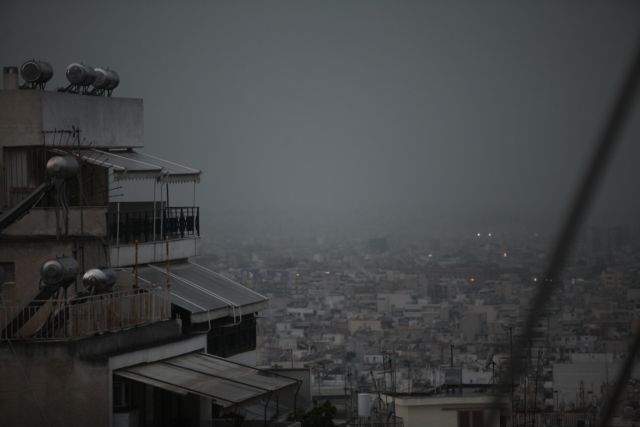 Έκτακτο δελτίο της ΕΜΥ: Κρύο, καταιγίδες και χιόνια