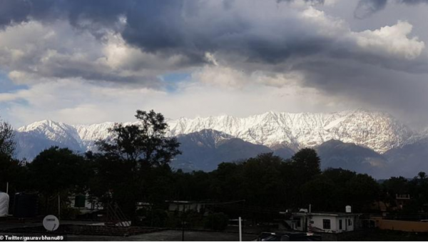 Κοροναϊός – Περιβάλλον : Τα Ιμαλάια είναι πλέον ορατά από την Ινδία