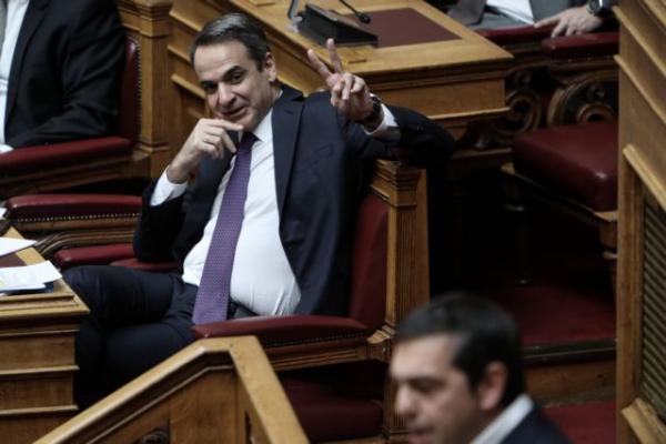 Βουλή – κοροναϊός : Μητσοτάκης και Τσίπρας έβαλαν σε καραντίνα τις μετωπικές αντιπαραθέσεις