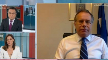 Κουμουτσάκος : Δύσκολη λόγω κοροναϊού η μεταφορά προσφύγων από τα νησιά στην ενδοχώρα