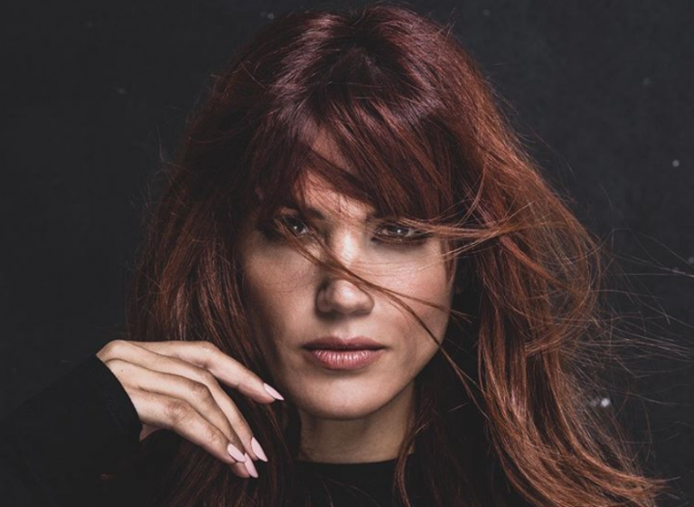 Μαίρη Συνατσάκη : Ραγίζει καρδιές το «αντίο» στην γιαγιά της