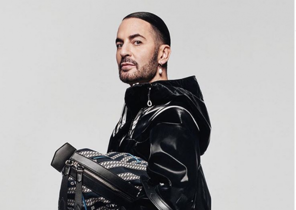 Μαρκ Τζέικομπς για πανδημία: Αισθάνομαι ότι παίζω στο Black Mirror