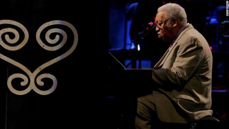 Κοροναϊός : Πέθανε ο θρύλος της τζαζ Έλις Μαρσάλις Τζούνιορ