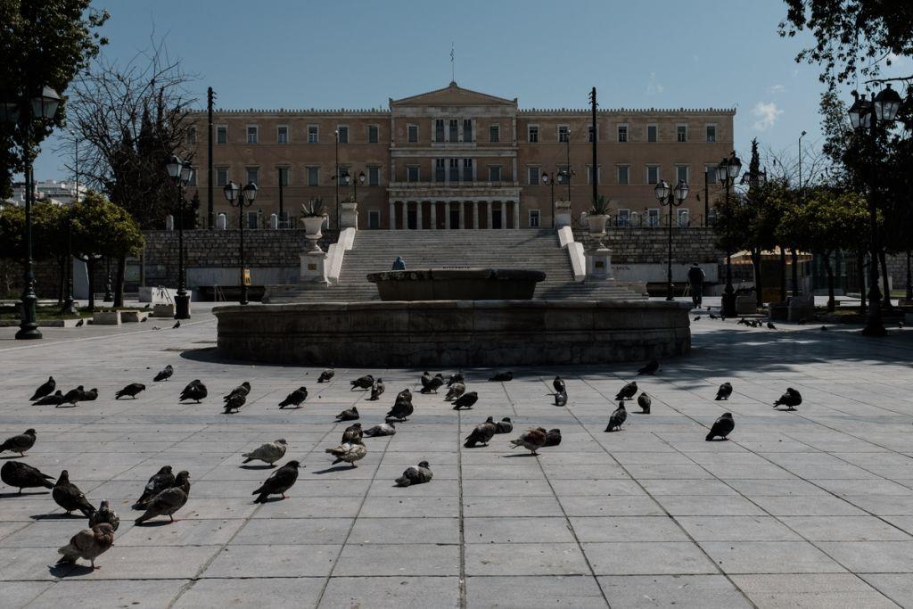 Κοροναϊός : Παρατείνεται μέχρι τις 27 Απριλίου ο περιορισμός κυκλοφορίας