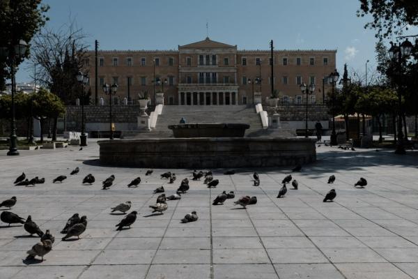 Κοροναϊός : Παρατείνεται μέχρι τις 27 Απριλίου ο περιορισμός κυκλοφορίας