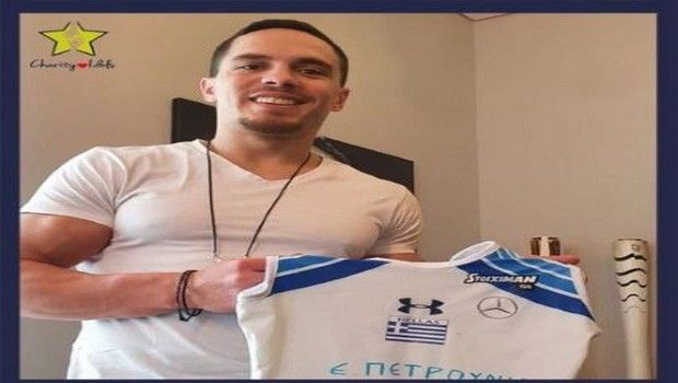 «Ζήσε Αθλητικά»: Με Πετρούνια, Γκέκα και πόλο συνεχίζονται οι δημοπρασίες