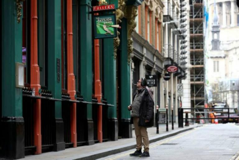 Κοροναϊός : Αυτό συμβαίνει στην μπύρα που απομένει στις παμπ