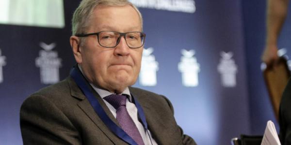 Ρέγκλινγκ : Η ώρα για αλληλεγγύη στην Ευρώπη είναι τώρα