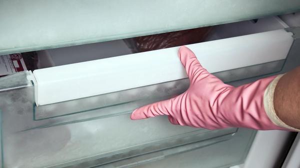 Ρωσία – κοροναϊός : Εκτοξεύτηκε κατά 1.700% η ζήτηση για καταψύκτες