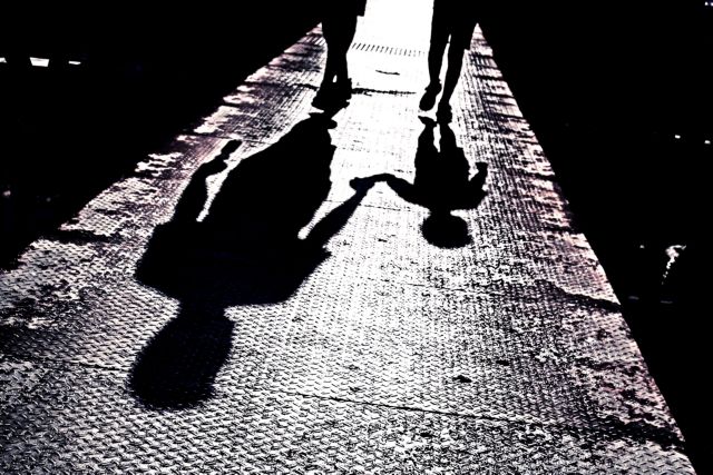 Καταγγελίες για τρία περιστατικά ρατσιστικής βίας από αστυνομικούς σε πρόσφυγες