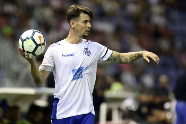 ΑΕΚ : Τον Πέρεθ της Τενερίφης κοιτάζει ο Ίβιτς