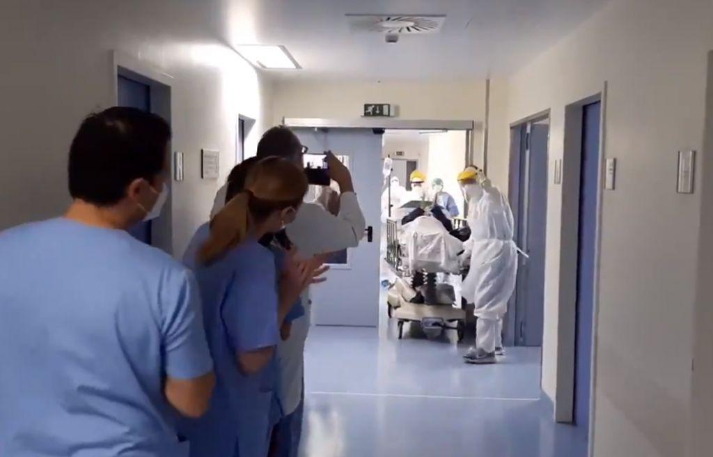 Κοροναϊός : Στους 103 οι νεκροί στην Ελλάδα – Τα αισιόδοξα μηνύματα και τα «καμπανάκια» Τσιόδρα