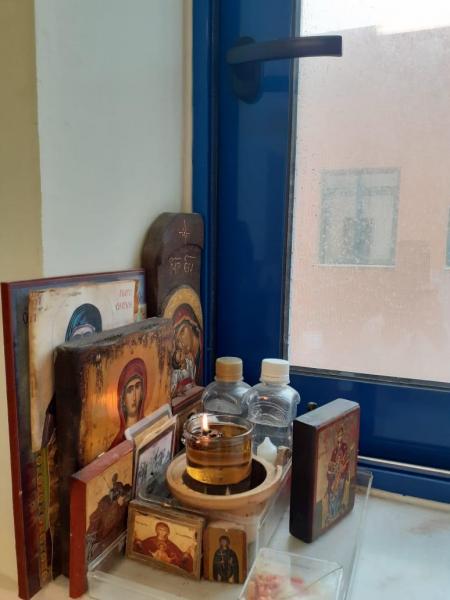 Μετέφεραν την Εκκλησία στο… νοσοκομείο